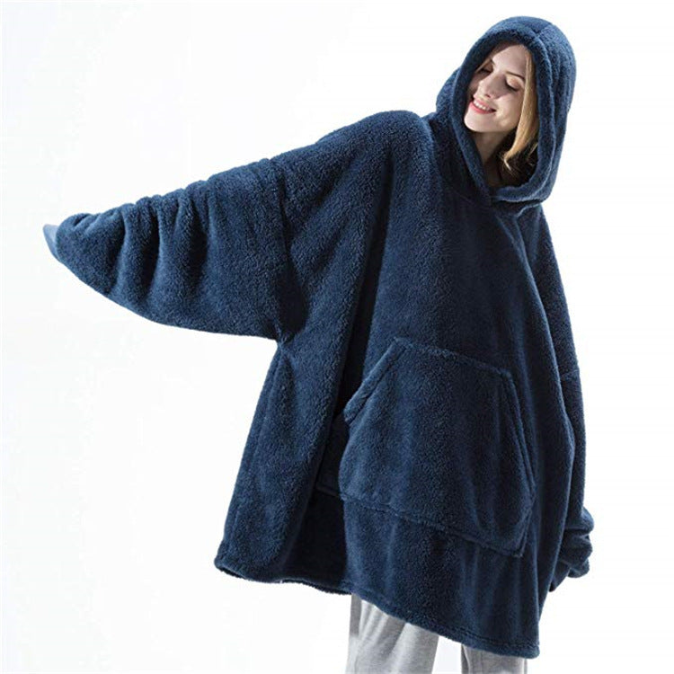 Oversized teppegenser med hette i grå