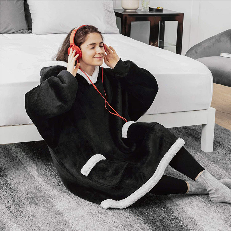 Oversized hoodiepledd med sherpafôret hette