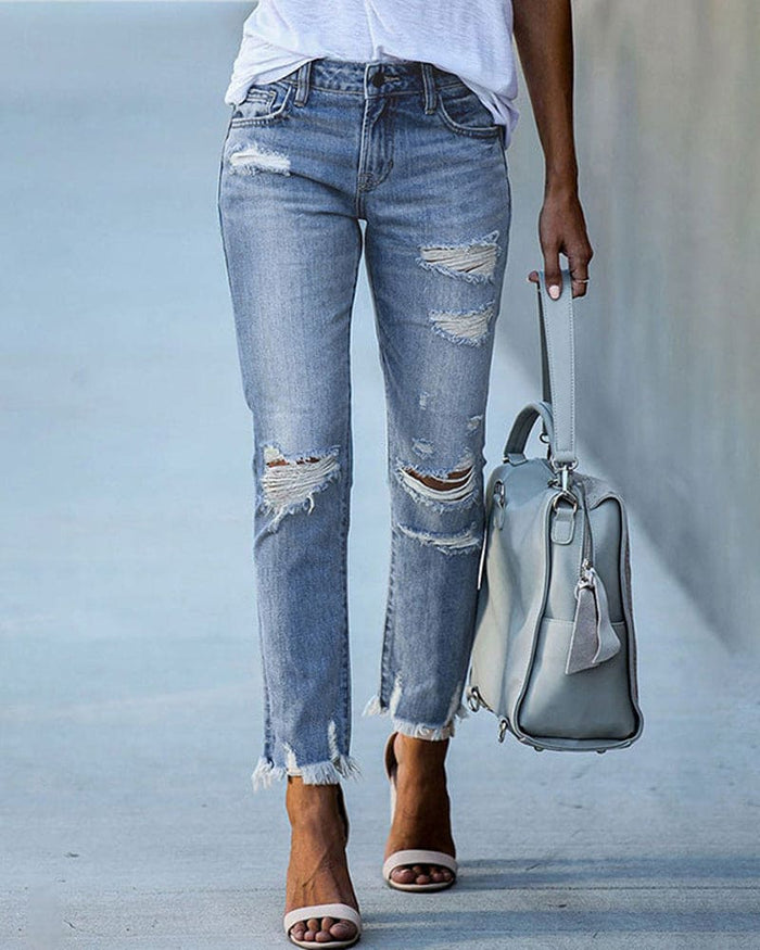 Dame Destroyed Jeans med Middels Høyt Liv og Frynset Kant