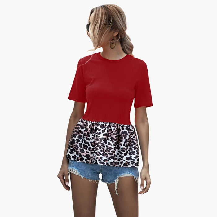 Dame T-skjorte med peplum og leopardmønster i kanten