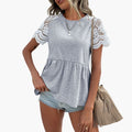 Dame T-skjorte med blonde ermer og peplum