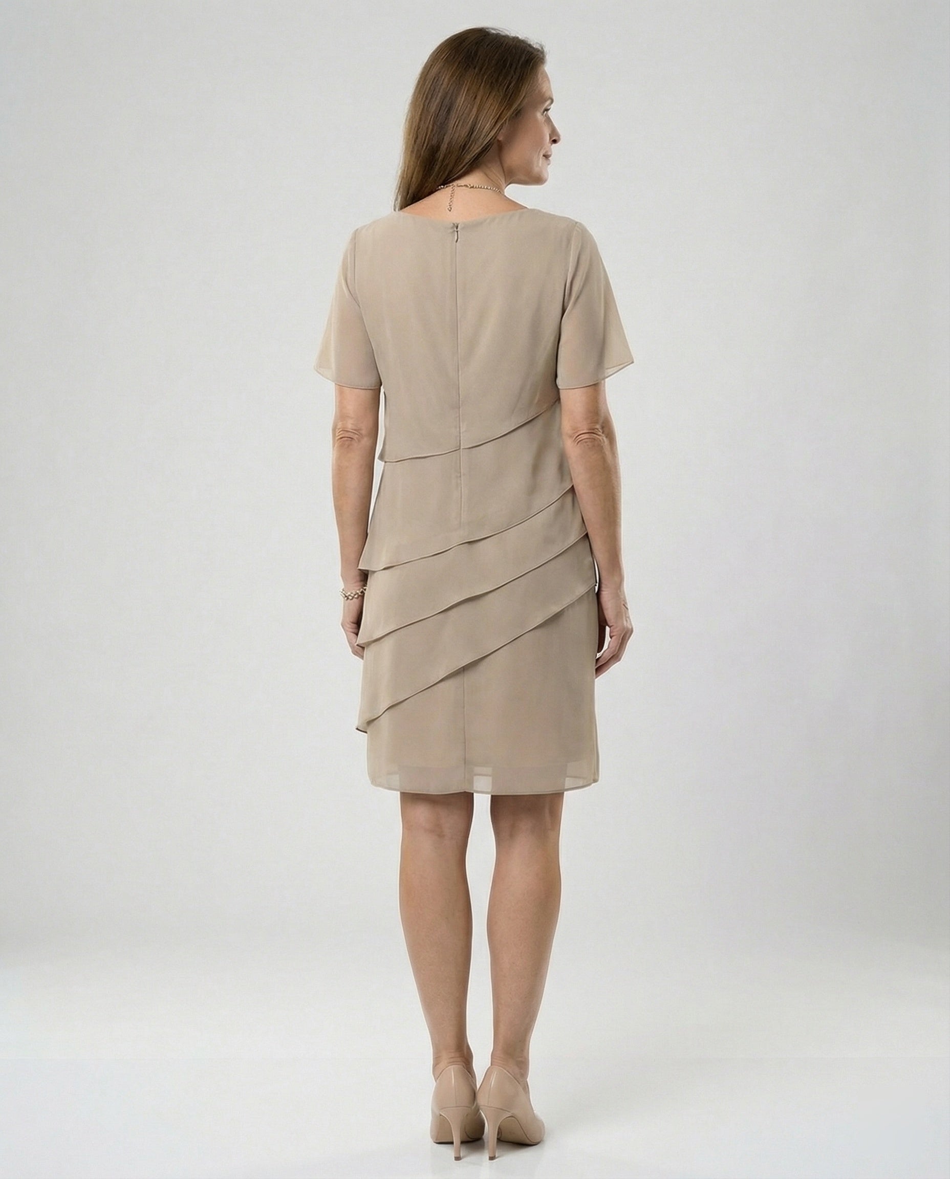 Dame Chiffonkjole med Rund Hals og Lagdelt Front